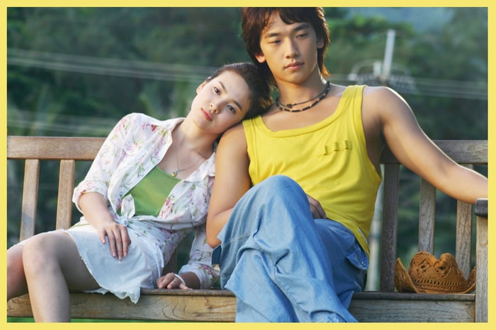 被目擊跟太太在帛琉度假,Rain 用一件背心就把《浪漫滿屋》一幕重現!