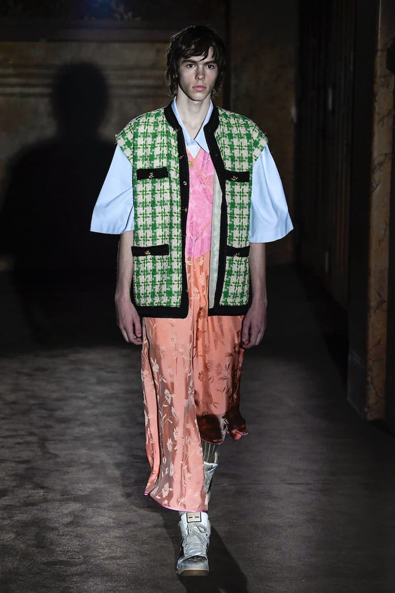 Gucci spring MFW ready to wear alessandro michele fashion show micky strawberry pig