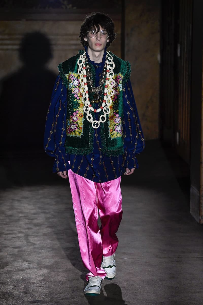 Gucci spring MFW ready to wear alessandro michele fashion show micky strawberry pig