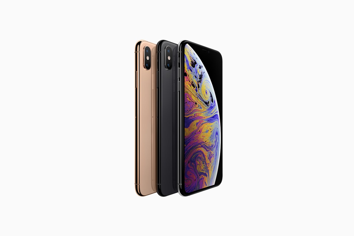 iPhone Xr  iPhone Xs