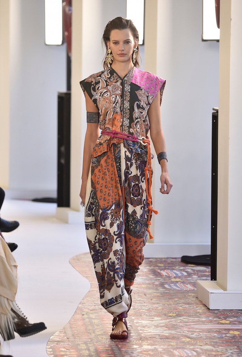 chloe pfw fashion week natacha ramsay levi handbags it bag new logo SS19
