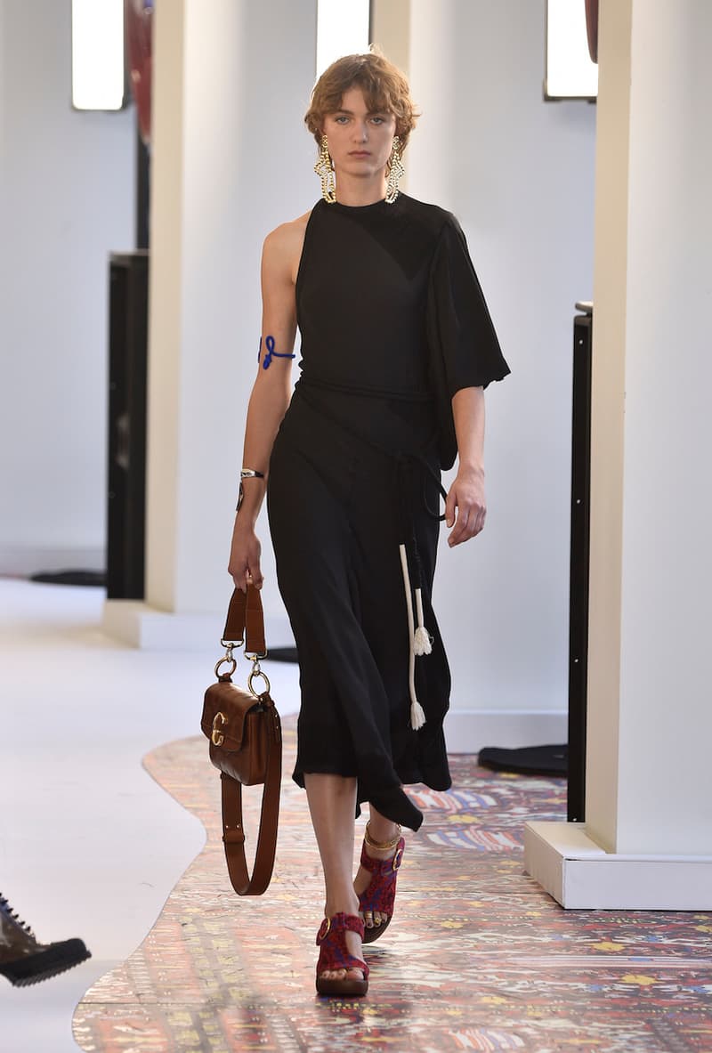 chloe pfw fashion week natacha ramsay levi handbags it bag new logo SS19