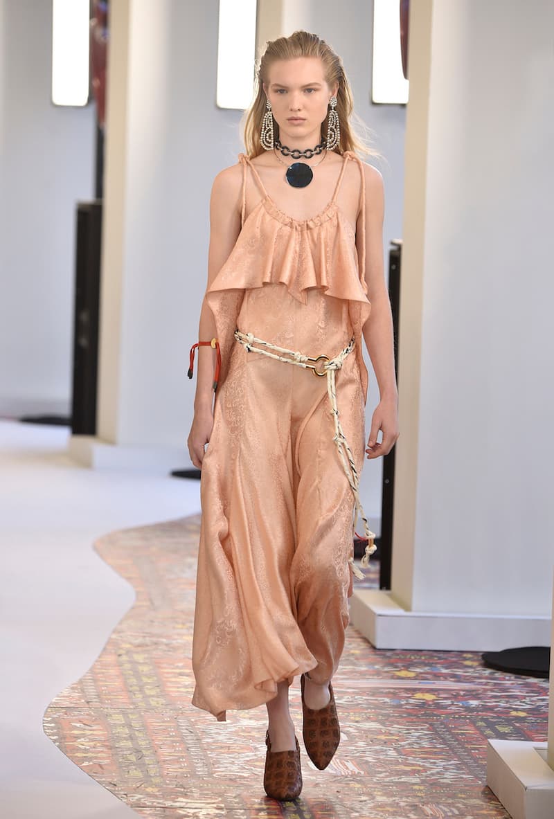 chloe pfw fashion week natacha ramsay levi handbags it bag new logo SS19