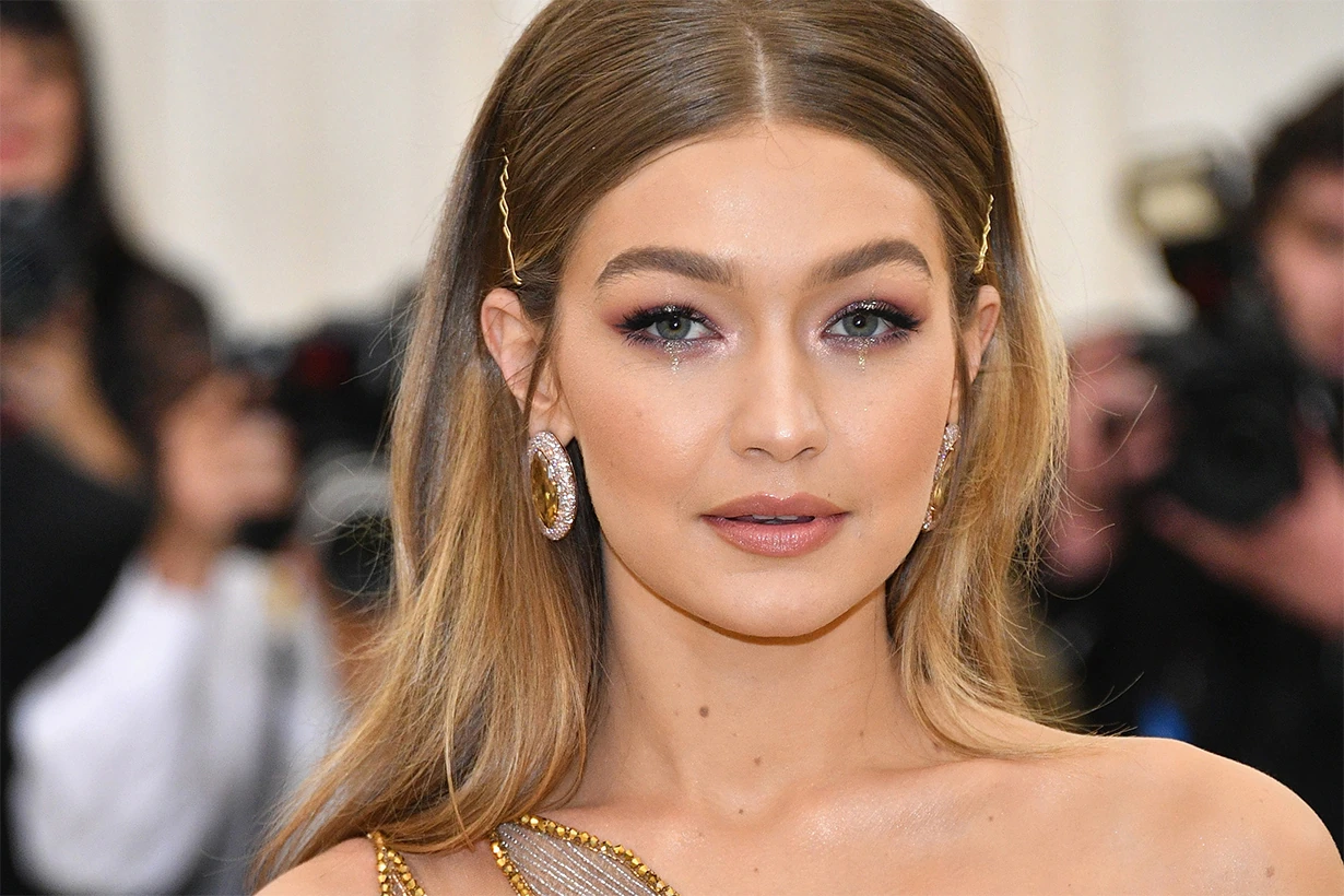 Gigi Hadid Red Carpet