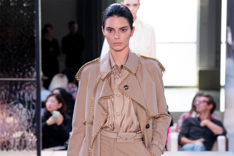 Kendall Jenner LFW 2019 Burberry