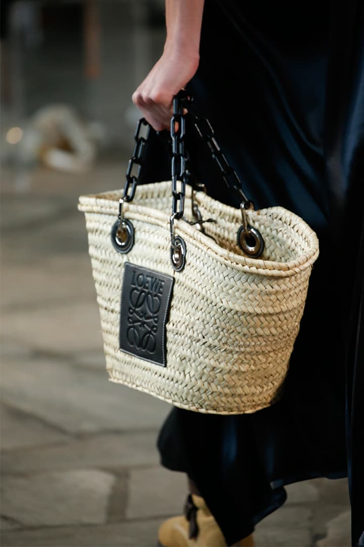 loewe handbags ss2019 PFW