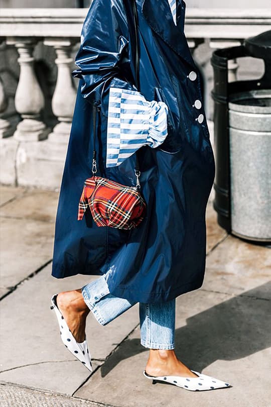 V-neck shoes street style fw2018