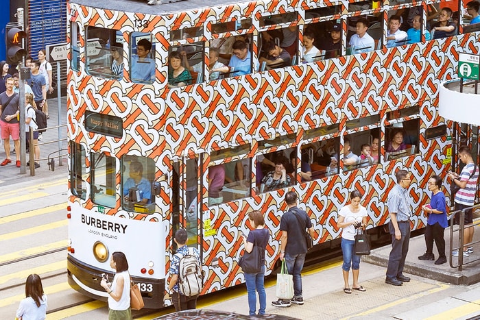Burberry 設計的叮叮車你見過了嗎?每個城市都有意想不到的打卡驚喜!