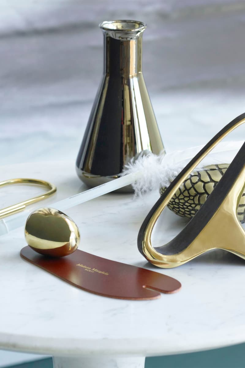 Maison Martin Margiela homeware acc white objetcs