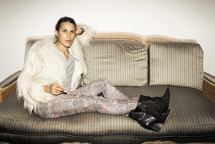 巴黎女生美得毫不費力?設計師 Isabel Marant 分享 6 個法式美容法則