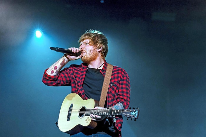 超價超過一千元!Ed Sheeran 竟然拿出有穿過痕跡的內褲來拍賣!