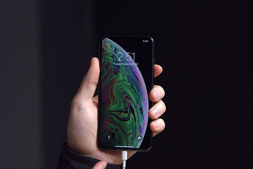 iphone xs xs max issues wifi charging and selfie