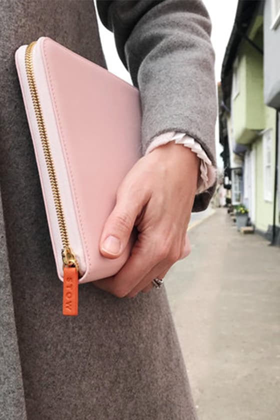 meghan markle favorite travel accessory