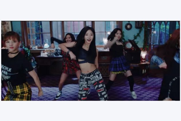 korean idol twice Tzuyu mv YES_Or_YES