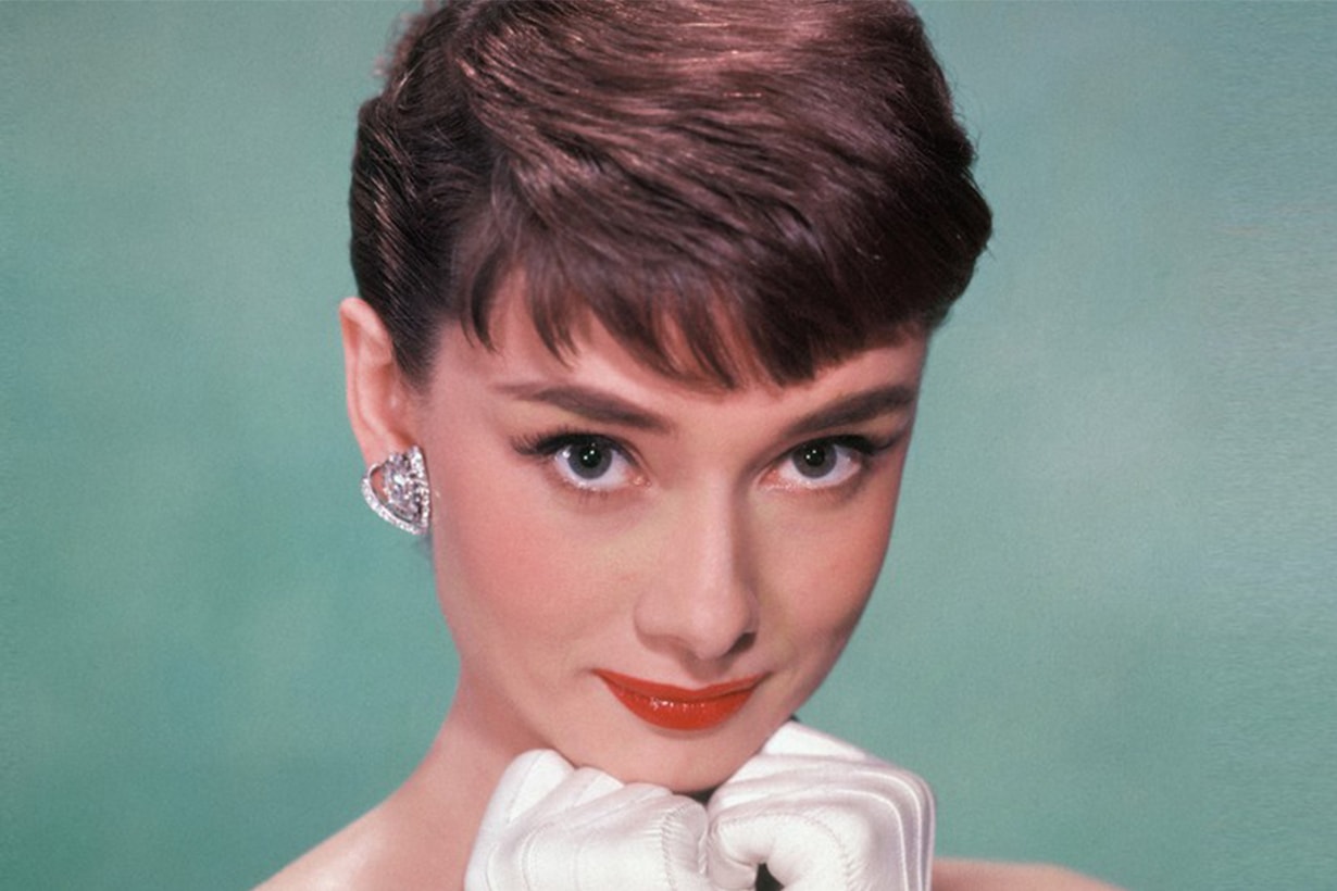 Audrey Hepburn Secrets Colour Cyan