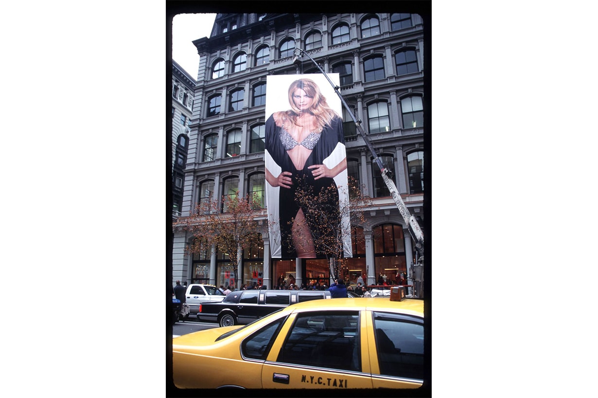 Claudia Schiffer in the "Million Dollar Miracle Bra 1996 Victora's secret Model