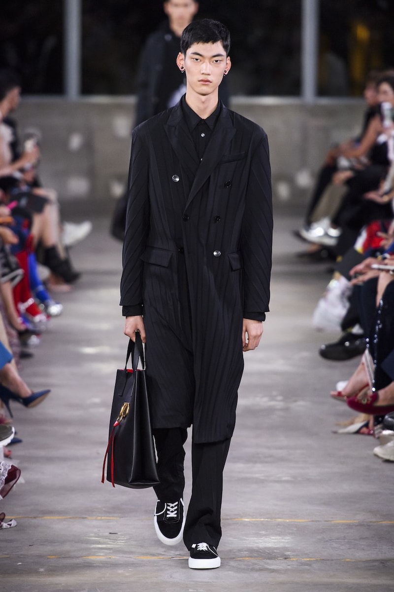 valentino tokyo 2019 pre fall show runway wabi sabi