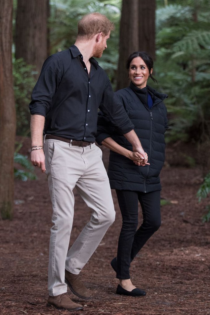 Prince Harry Gives Meghan His Puffer Jacket New Zealand