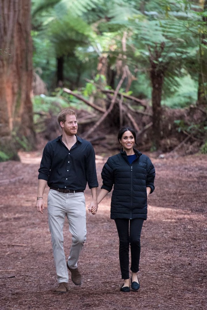 Prince Harry Gives Meghan His Puffer Jacket New Zealand