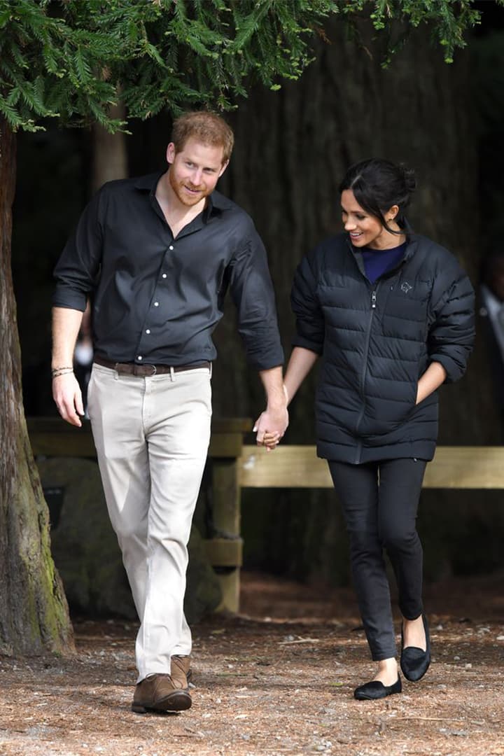 Prince Harry Gives Meghan His Puffer Jacket New Zealand