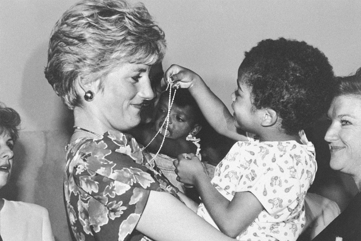 Princess Diana Hugs HIV Child