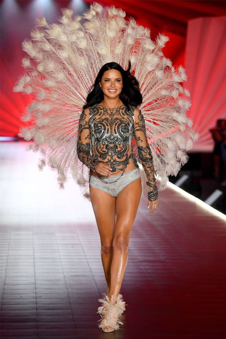 2018 Victoria's Secret Fashion Show Adriana Lima