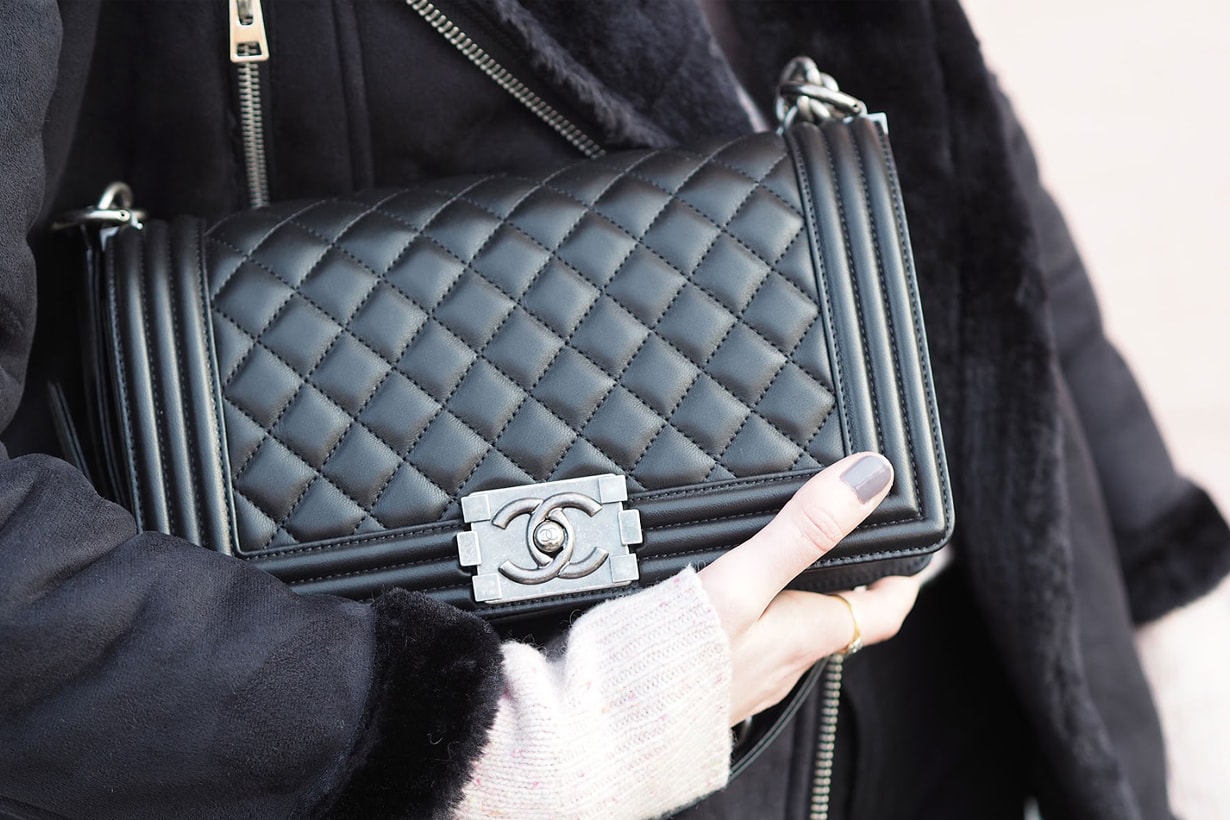Vestiaire Collective most worth investing handbags chanel timeless louis vuitton speedy hermes birkin kelly chanel 2.55 balenciaga city celine luggage chanel boy louis vuitton neverfull celine trapeze
