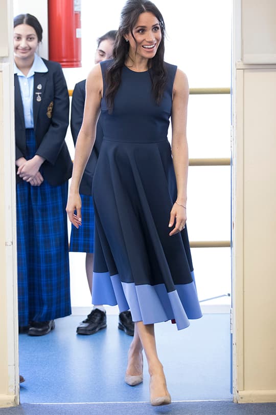 meghan-markle-navy-blue