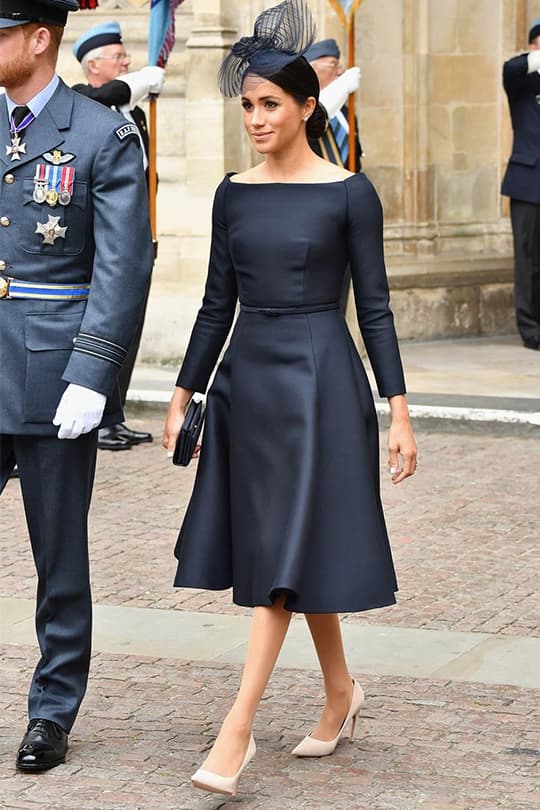 meghan-markle-navy-blue