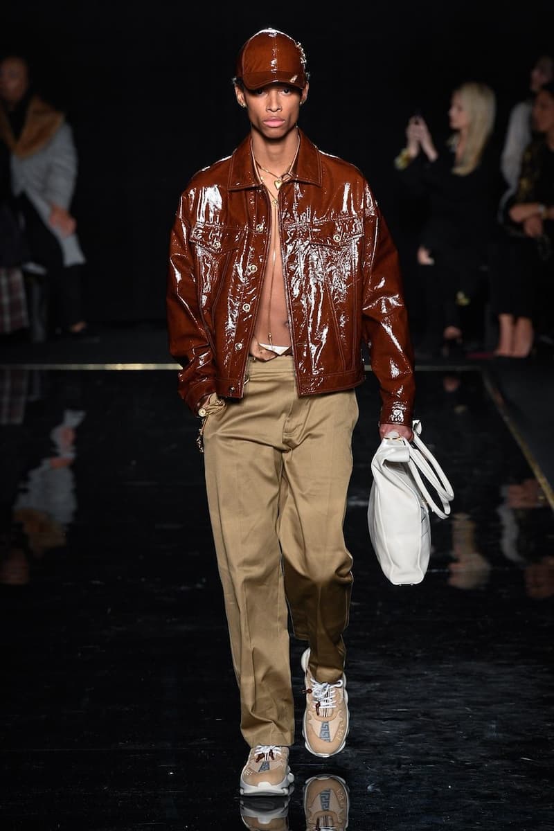 versace last show pre-fall 2019 runway looks