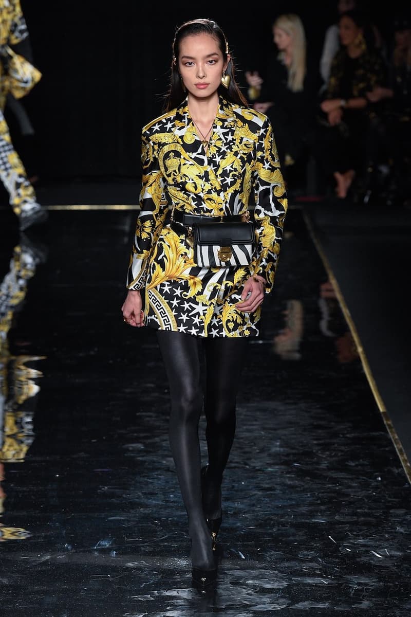 versace last show pre-fall 2019 runway looks