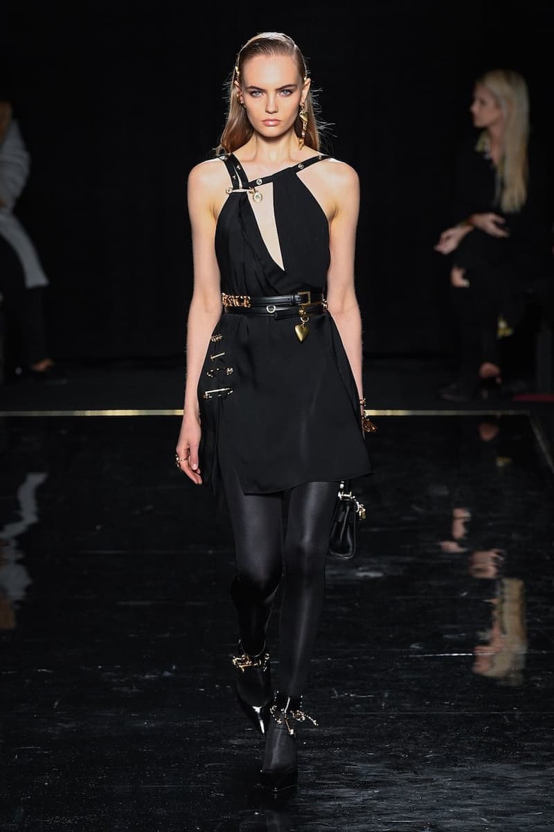 versace last show pre-fall 2019 runway looks