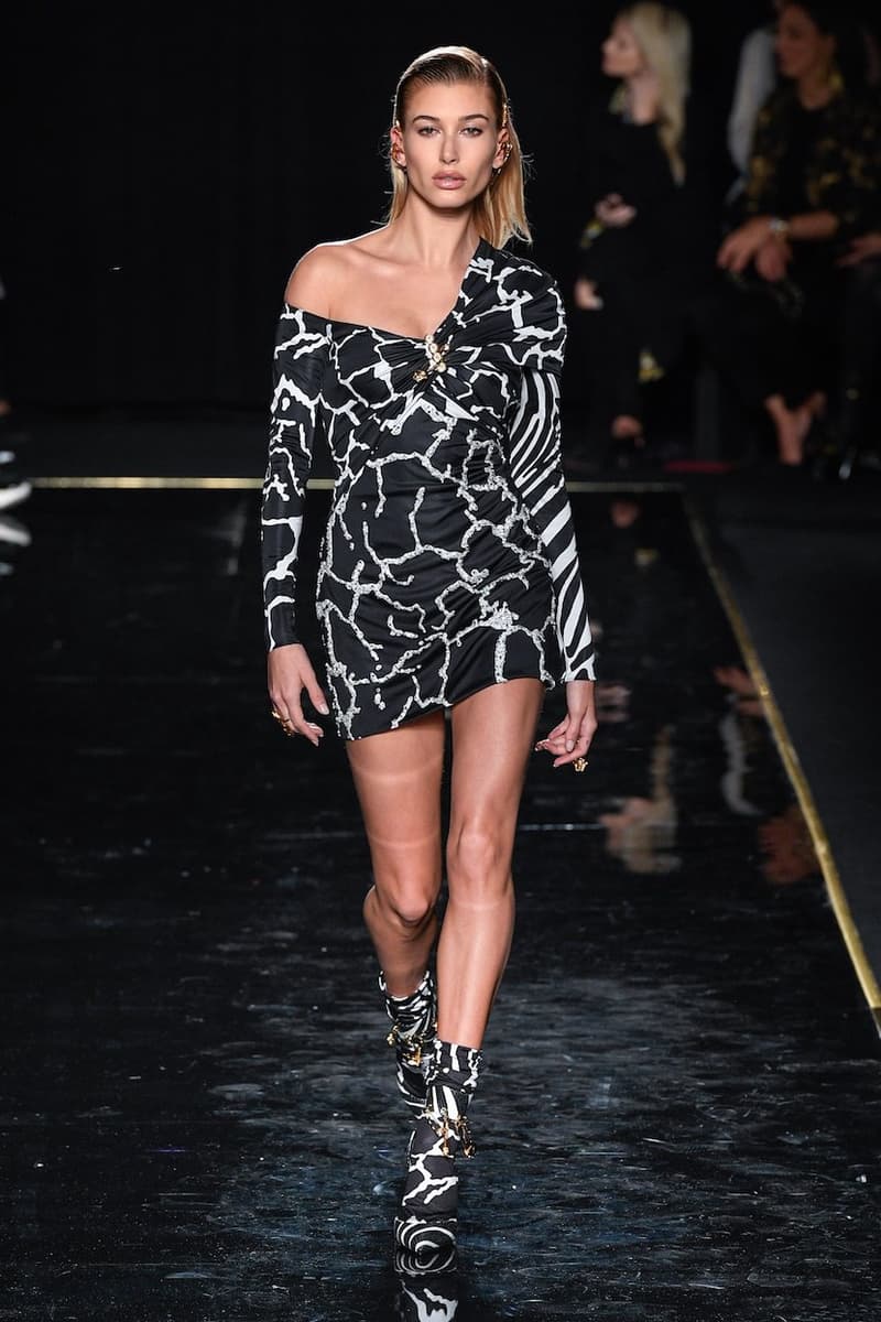 versace last show pre-fall 2019 runway looks
