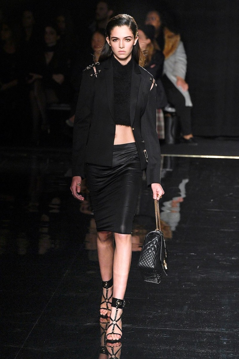versace last show pre-fall 2019 runway looks