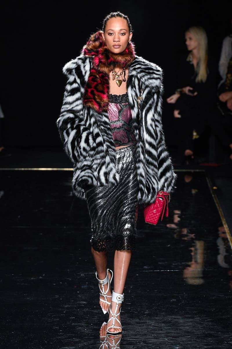 versace last show pre-fall 2019 runway looks