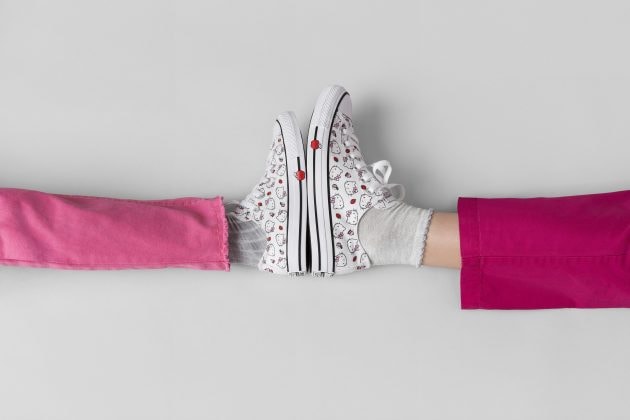 converse-hello-kitty-collaboration-chuck-taylor-all-star