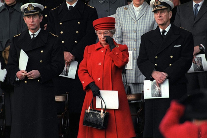 在人前落淚也是一種勇敢：英女王、凱特也有當眾哭泣的時候？