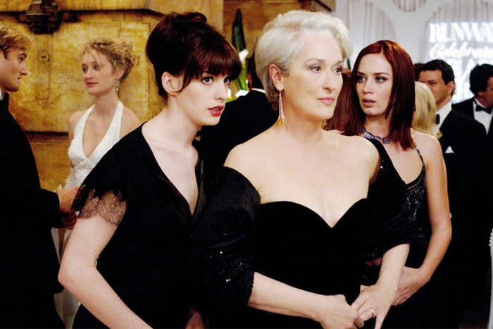 《穿 Prada 的惡魔》5 個造型依然時尚!跟著安迪買這些秋冬必備單品