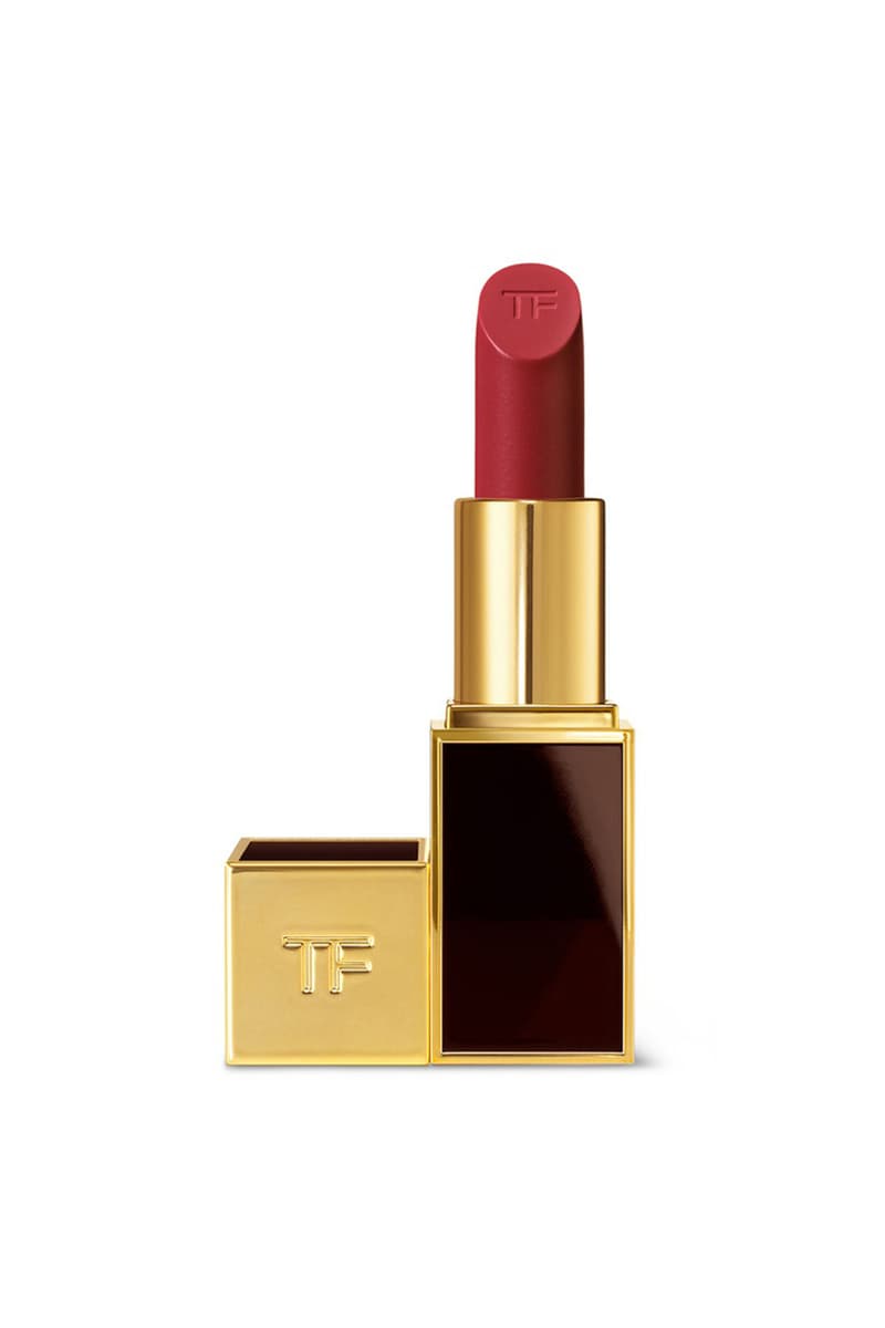 2018 Fall winter lipstick lip colour trend red brown rose pink Tom Ford Giorgio Armani Beauty M.A.C Chanel Revlon Nars Yves Saint Laurent Dior Maybelline New York Laura Mercier Covergirl Cle de Peau Beaute