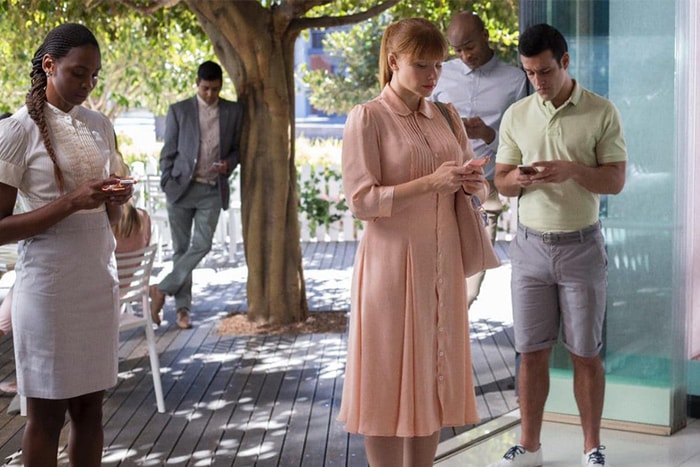 《Black Mirror》第 5 季上線日期意外曝光,將於本月驚喜回歸!