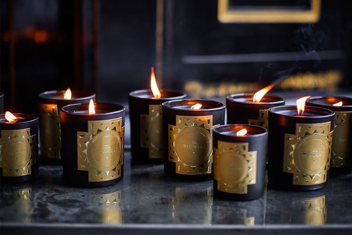 點上最具聖誕節的香氛蠟燭吧!