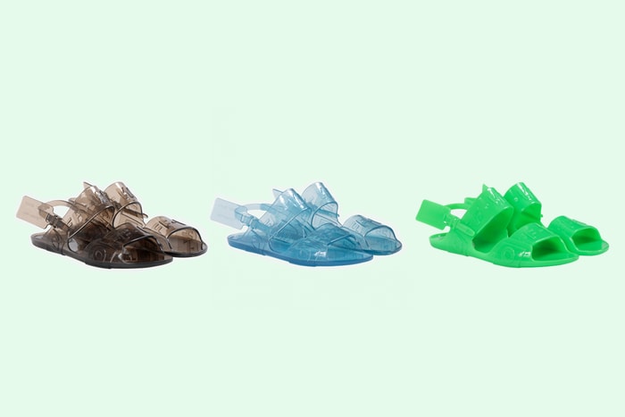 可能是 Off-White 最便宜的鞋?續寫 Ugly Shoes 風潮的果凍涼鞋!