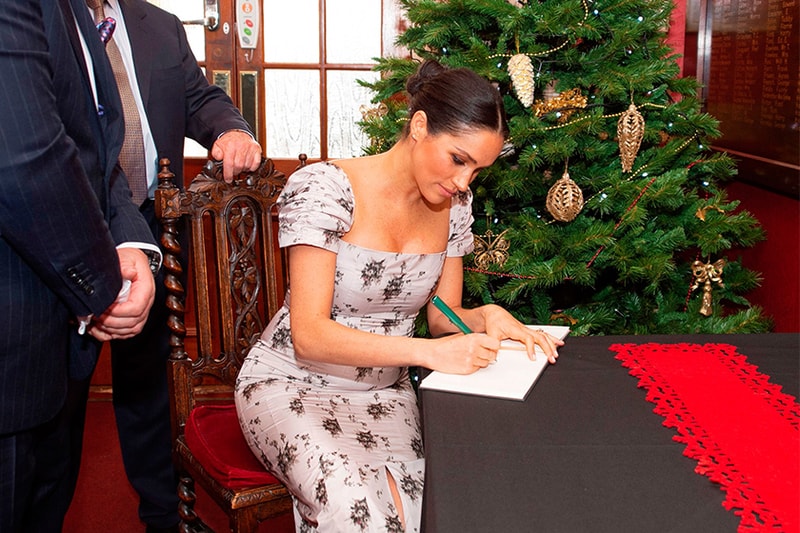 meghan markle handwriting calligraphy