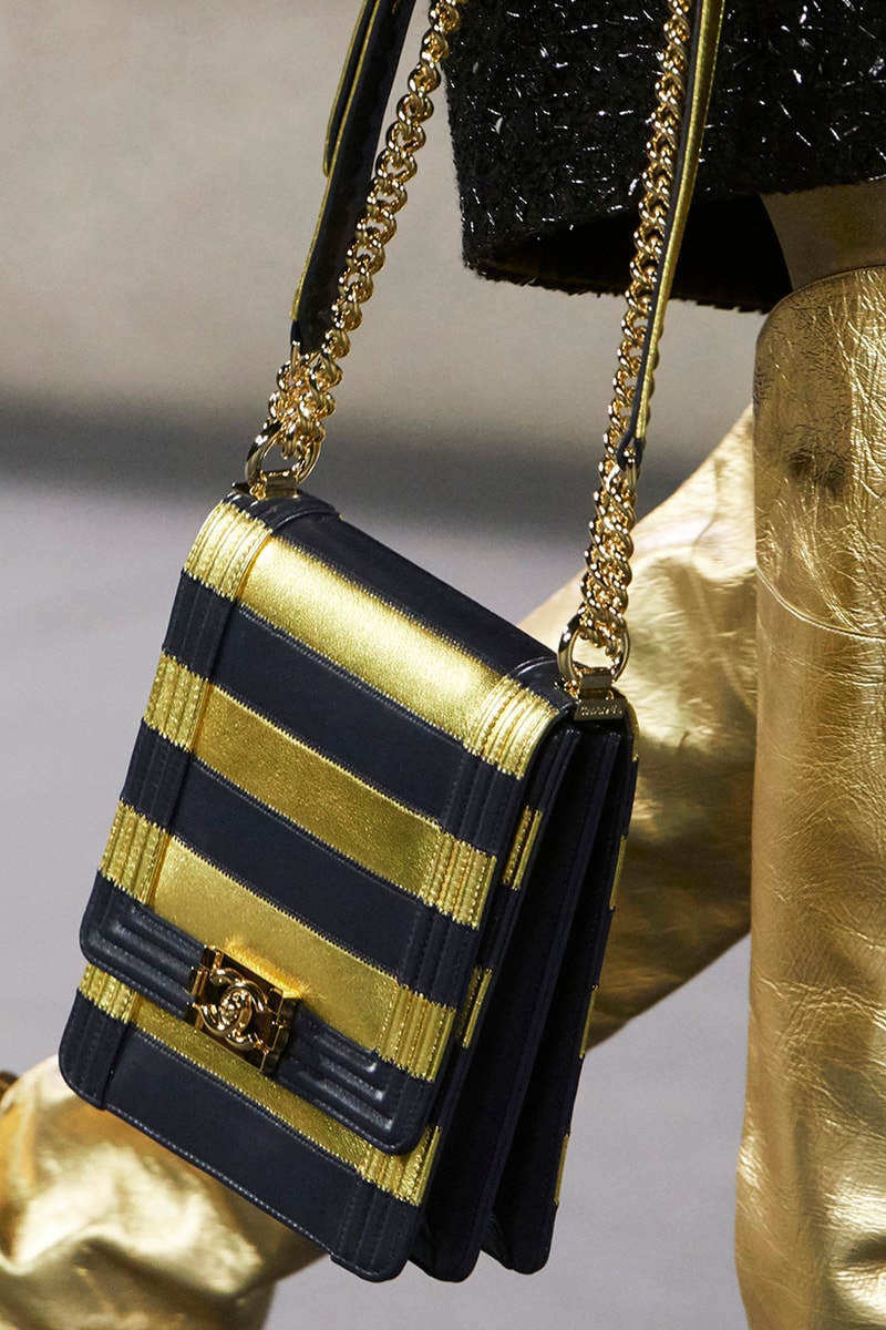 Chanel The Paris-New York 2018/19 Métiers d'art collection Handbags Accessories