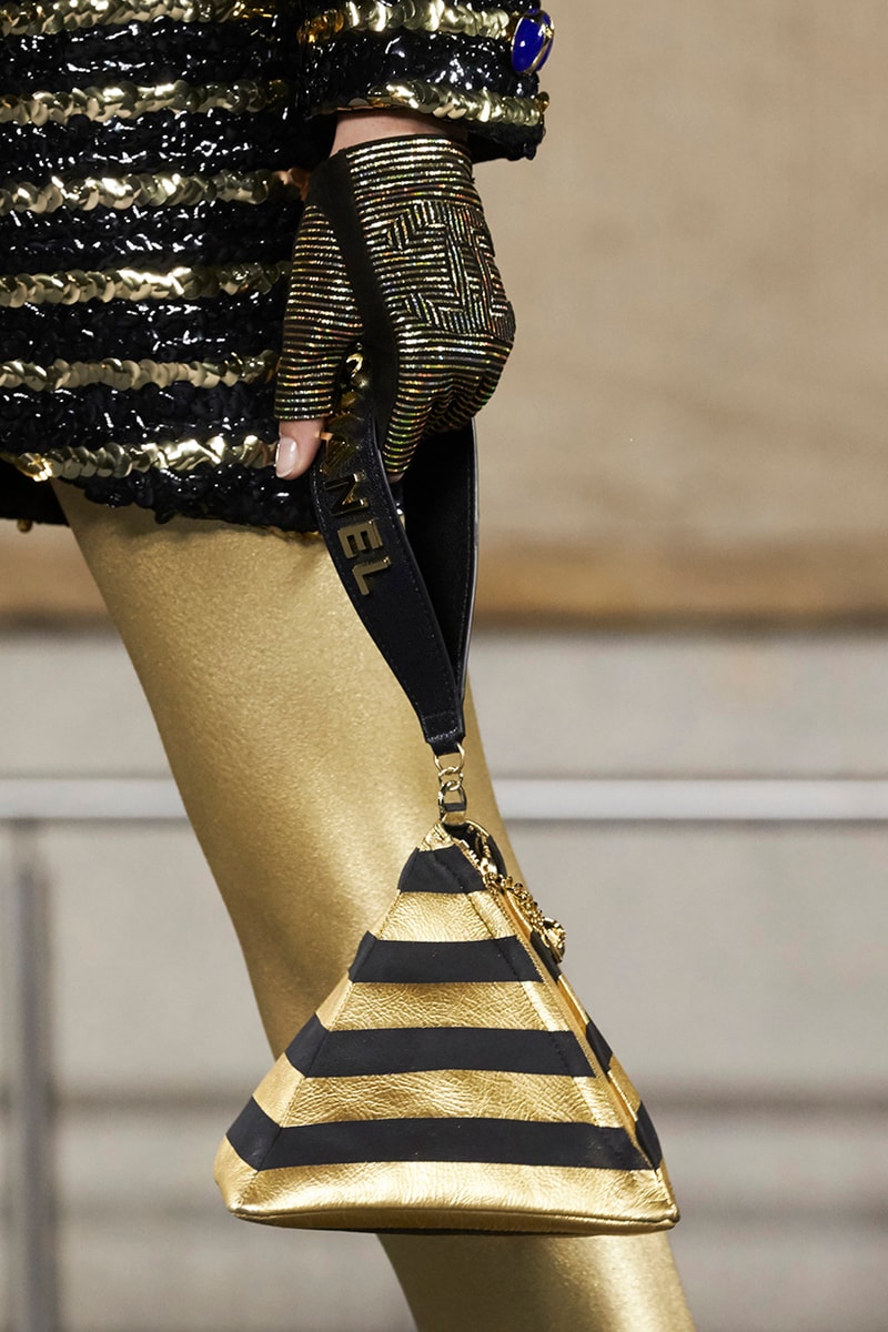 Chanel The Paris-New York 2018/19 Métiers d'art collection Handbags Accessories