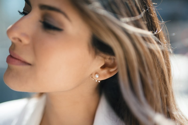 pearl earring