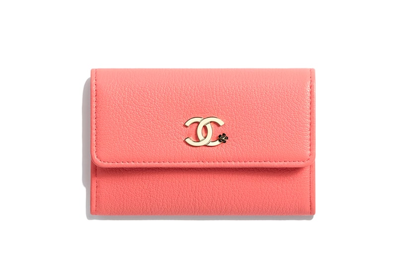 chanel-bags-pantone-living-coral-color-of-the-year-2019