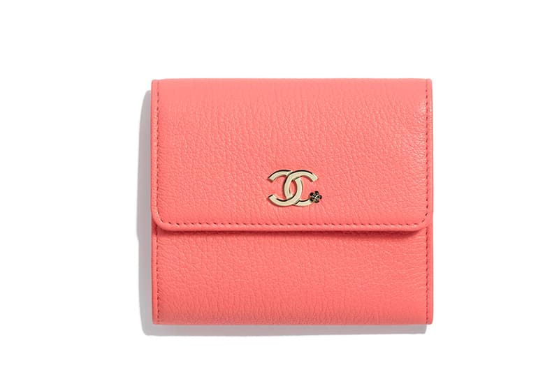 chanel-bags-pantone-living-coral-color-of-the-year-2019