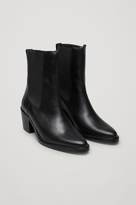 COS boots