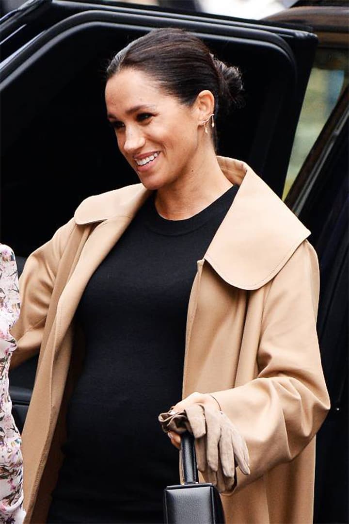 Meghan Markle Smart Work Visit Victoria Beckham Bag